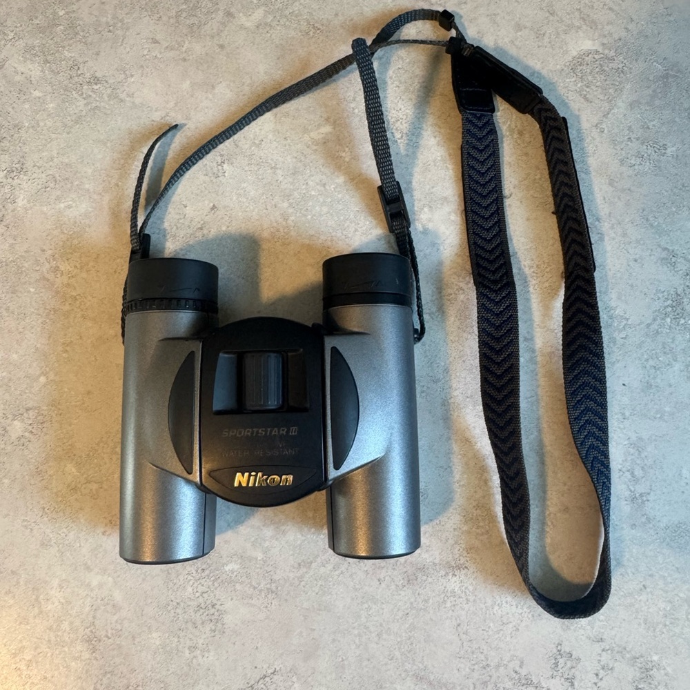 Nikon Sportstar 3 10x25 DCF Metallic Black Binoculars